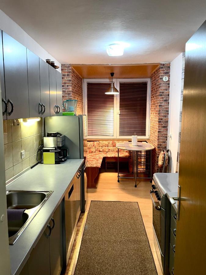 Airport Sarajevo Apartment 2 Extérieur photo